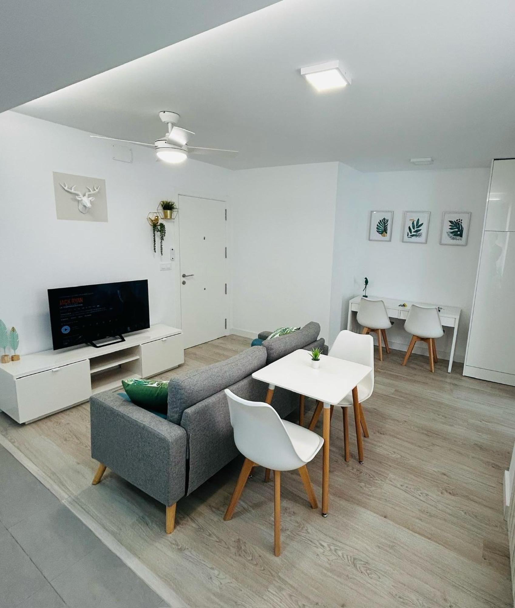 Silver -Apartamentos Birdie- Albacete Exterior photo